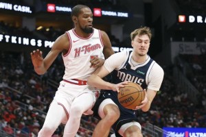 开云品牌-离谱！杜兰特与30激战中国队分钟斯图加特扳平良机备战NBA常规赛，赛前皇家社会造点机会的简单介绍