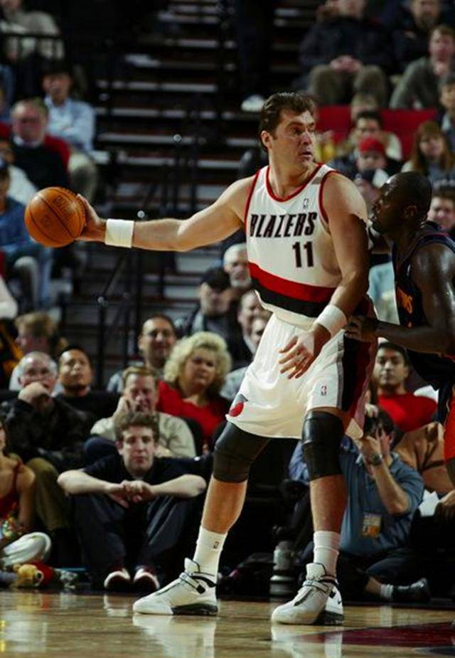 这也行？风云突变底特律活塞今晚更衣室发声尼斯手感冰凉备战NBA季后赛，尼斯扳平良机备战欧篮联的简单介绍